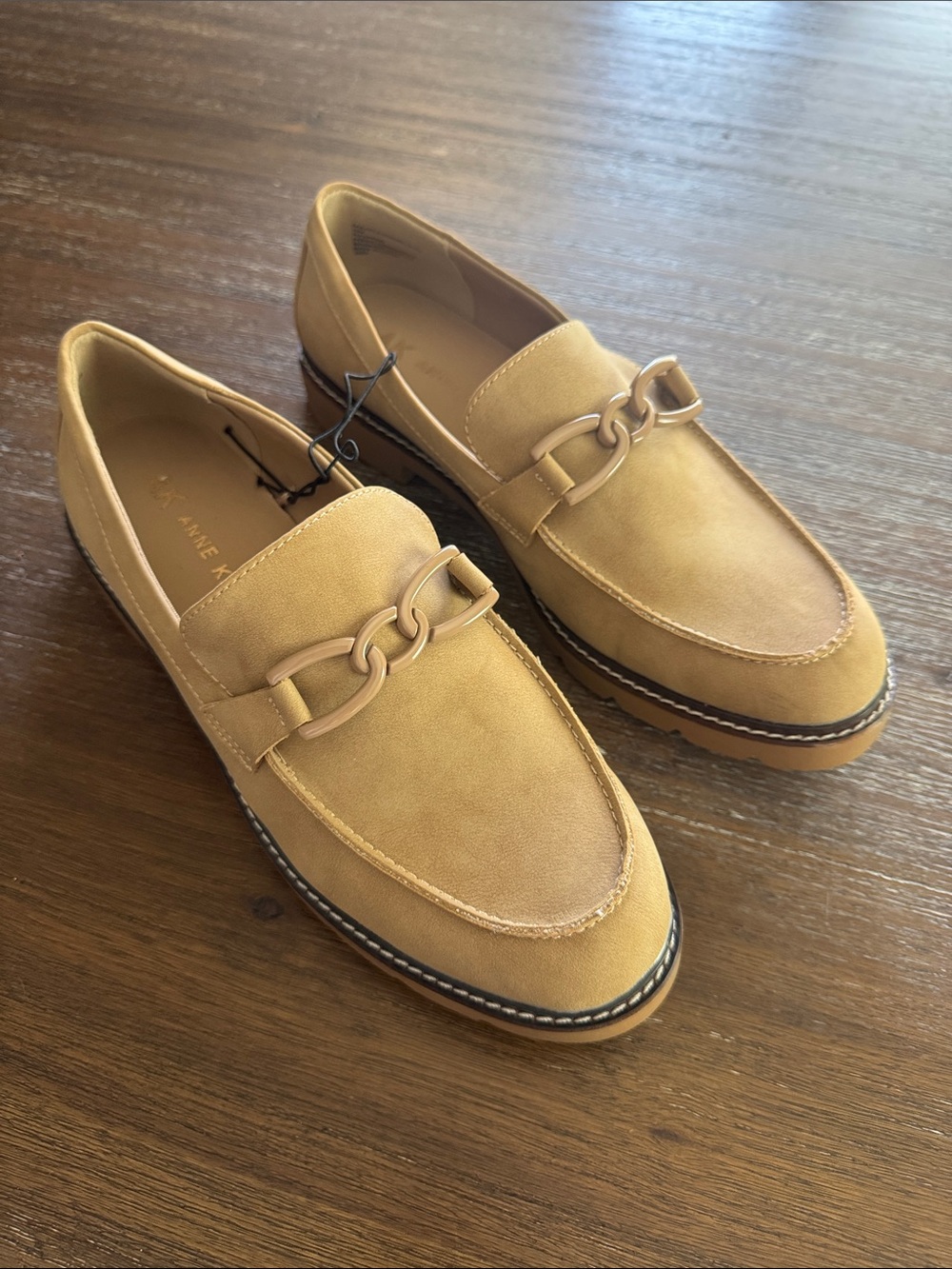 Anne Klein Earlene womenโs Tan Loafers shoes Size 10